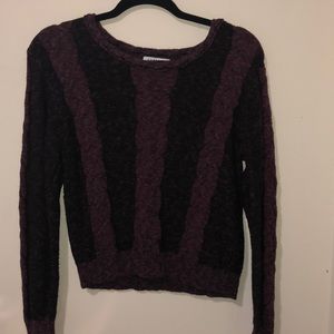 Maroon sweater